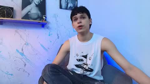 Mykel   online show from November 2025 04:34:02 PM