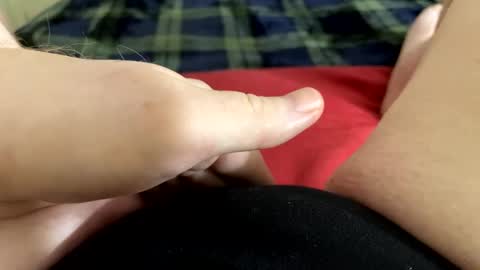 Snapshot of mykittyneedsuu chatting on October 2025 09:29:01 AM Kitty online show from October 2025 09:29:01 AM