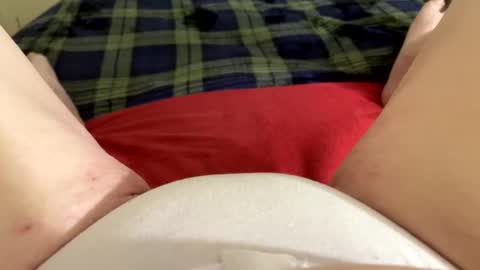 Snapshot of mykittyneedsuu chatting on October 2025 09:31:01 AM Kitty online show from October 2025 09:31:01 AM