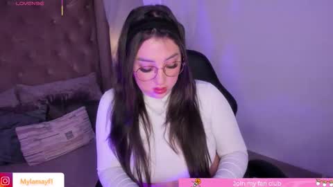 Myla  online show from October 2025 11:45:02 AM