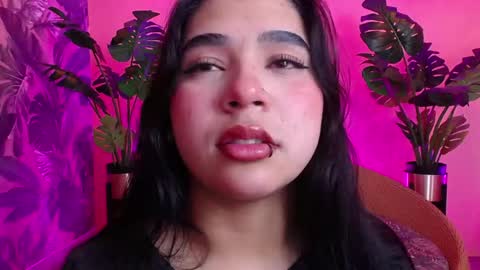 myla rossi online show from October 2025 05:06:02 PM