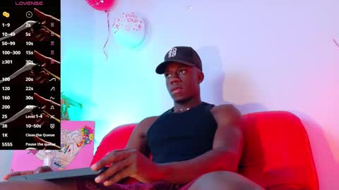 Snapshot of mylowallacee chatting on March 2025 10:52:02 PM Mylo Wallace online show from March 2025 10:52:02 PM