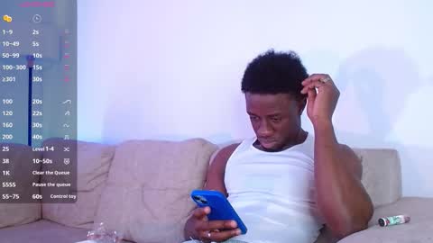 Mylo Wallace  online show from February 2026 07:11:01 PM