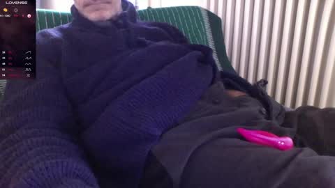 Snapshot of mynakedbeach chatting on January 2025 11:52:01 AM Bi sexy guy lovense hush is on private is open or password show tip if you like. online show from January 2025 11:52:01 AM