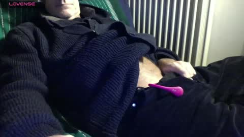 Snapshot of mynakedbeach chatting on January 2025 03:51:01 PM Bi sexy guy lovense hush is on private is open or password show tip if you like. online show from January 2025 03:51:01 PM