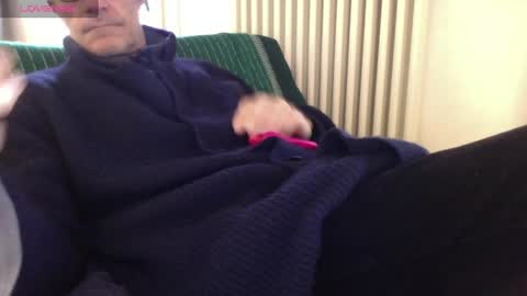 Snapshot of mynakedbeach chatting on January 2025 11:53:01 AM Bi sexy guy lovense hush is on private is open or password show tip if you like. online show from January 2025 11:53:01 AM