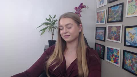 Erica online show from December 2024 04:02:02 PM