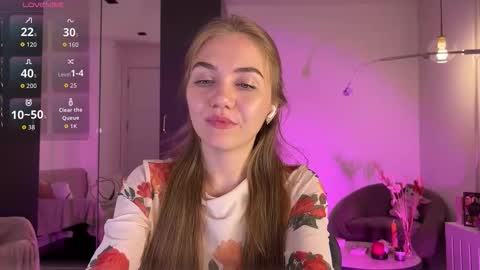 Snapshot of mysteryy_ chatting on September 2025 09:04:02 PM Michelle Endlessly love and support you here every night online show from September 2025 09:04:02 PM