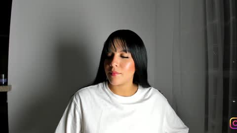 Snapshot of mysteyes chatting on January 2025 03:43:01 AM Elena online show from January 2025 03:43:01 AM