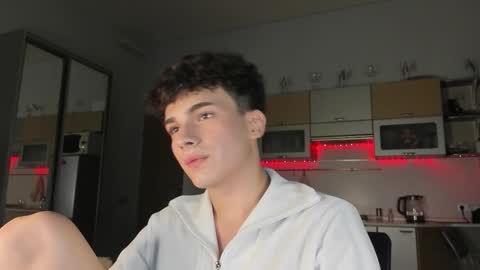 Evan Brown online show from September 2025 04:08:01 PM