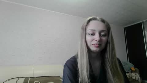 Anika online show from October 2025 08:14:01 AM