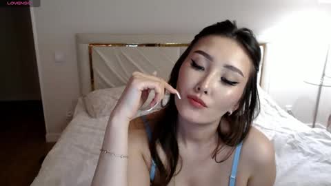 mysticsirenn online show from January 2025 07:41:01 AM