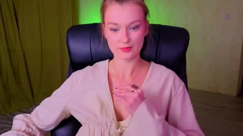 mysticvenus_ online show from March 2026 04:35:02 PM