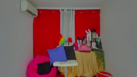   IG belladanielab online show from April 2026 06:19:01 AM