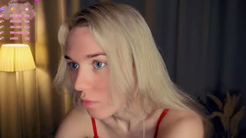 Olivia or just olive online show from November 2025 07:16:02 PM