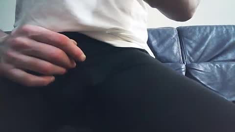 Snapshot of n3philim999 chatting on February 2025 12:41:02 AM n3philim999 online show from February 2025 12:41:02 AM