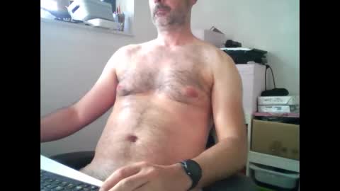 naaktlopertjebe online show from May 2026 07:15:01 AM