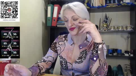 Nadin online show from December 2024 03:55:01 PM