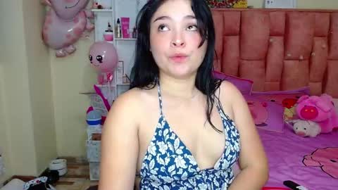 nahia cute     only   online show from February 2025 05:09:02 PM