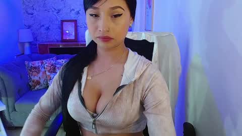 Nahome online show from December 2024 12:27:01 PM