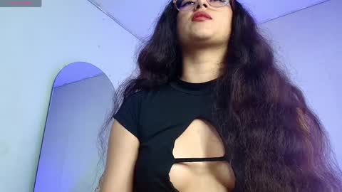 valeria online show from April 2026 07:37:02 PM