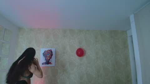 Snapshot of nahomi_blaze56eup chatting on July 2026 07:54:01 PM valeria online show from July 2026 07:54:01 PM
