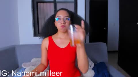 Laura online show from October 2025 10:06:02 PM