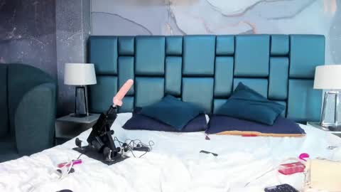 Snapshot of nahomi_wild chatting on February 2025 01:52:02 AM Nahomi online show from February 2025 01:52:02 AM