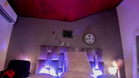  VICTORIA  online show from February 2025 11:21:02 PM