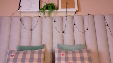  VICTORIA  online show from April 2026 07:43:01 PM