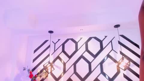 Nahomi online show from February 2026 01:52:01 PM