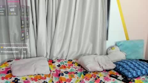 Snapshot of nahomy_larsen chatting on December 2024 01:58:02 AM Nahomy online show from December 2024 01:58:02 AM