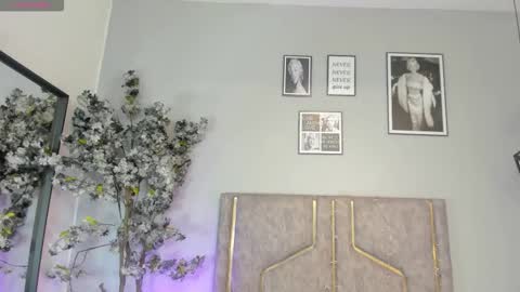 nahomycarterr online show from November 2025 07:37:01 PM