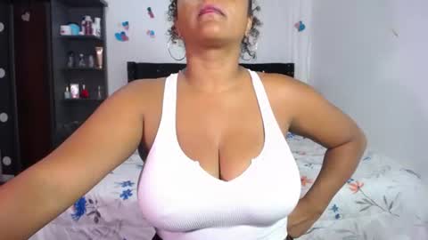 Snapshot of nairovi_cherry chatting on June 2026 11:31:01 PM Nairovy online show from June 2026 11:31:01 PM