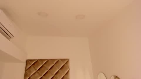 INSTAGRAM  m2221     online show from January 2025 11:21:02 AM