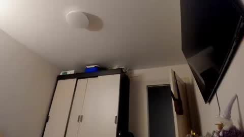 Asy no face  online show from January 2025 04:41:01 PM