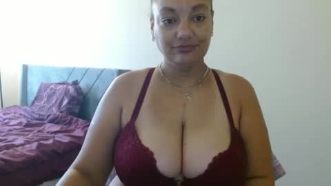 Nala Thickk online show from December 2024 02:06:01 PM