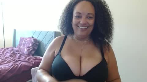 Nala Thickk online show from December 2024 04:30:02 PM
