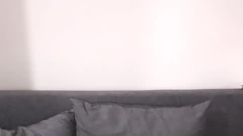 Lady online show from December 2025 11:01:02 PM