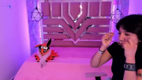 nami_usagi online show from December 2024 11:43:02 AM