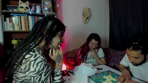 Snapshot of nana_cirkuss chatting on October 2025 04:43:02 AM Val  online show from October 2025 04:43:02 AM