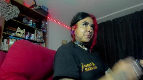 Snapshot of nana_cirkuss chatting on October 2025 05:16:01 AM Val  online show from October 2025 05:16:01 AM