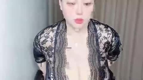 nanabigbobo online show from April 2026 11:53:01 AM