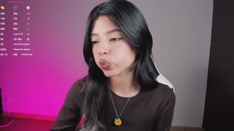 Nana  Natalia online show from June 2026 11:10:01 PM