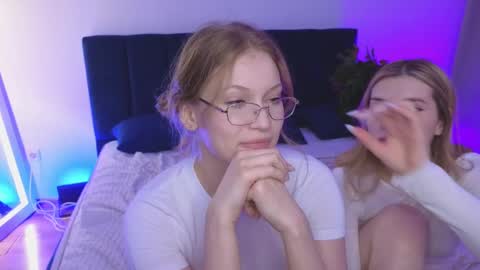 Maeve online show from February 2025 06:01:02 PM