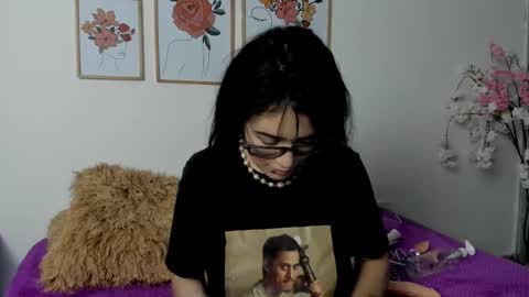 Snapshot of nanamii_04 chatting on March 2025 01:52:02 AM nanamii_04 online show from March 2025 01:52:02 AM