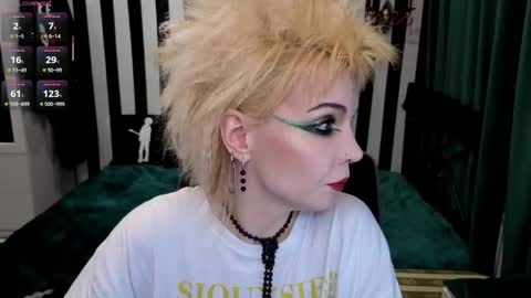 Snapshot of nancyaddams chatting on November 2025 01:04:02 AM Nancy online show from November 2025 01:04:02 AM