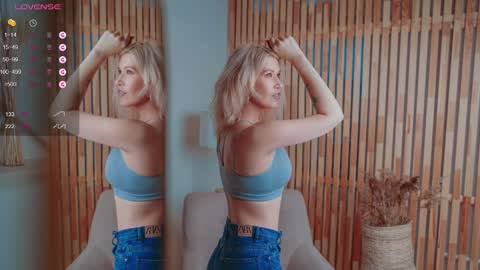 Snapshot of nancyfancyyy chatting on January 2025 09:44:02 AM Follow my page on peach online show from January 2025 09:44:02 AM