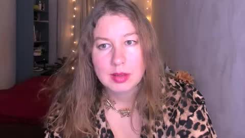 Nancy online show from November 2025 09:17:01 PM