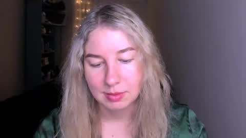 Nancy online show from April 2026 06:53:02 PM